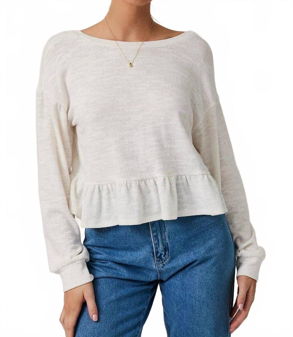 NEW GILLI peplum hem scoop neck top in off white